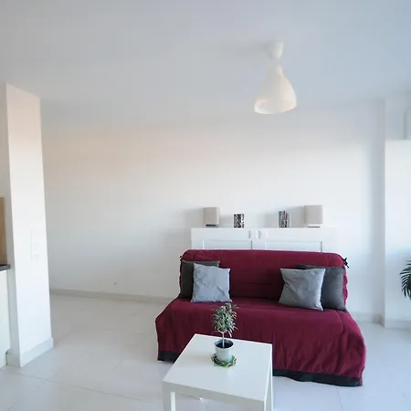 Allia Garden Apartman *